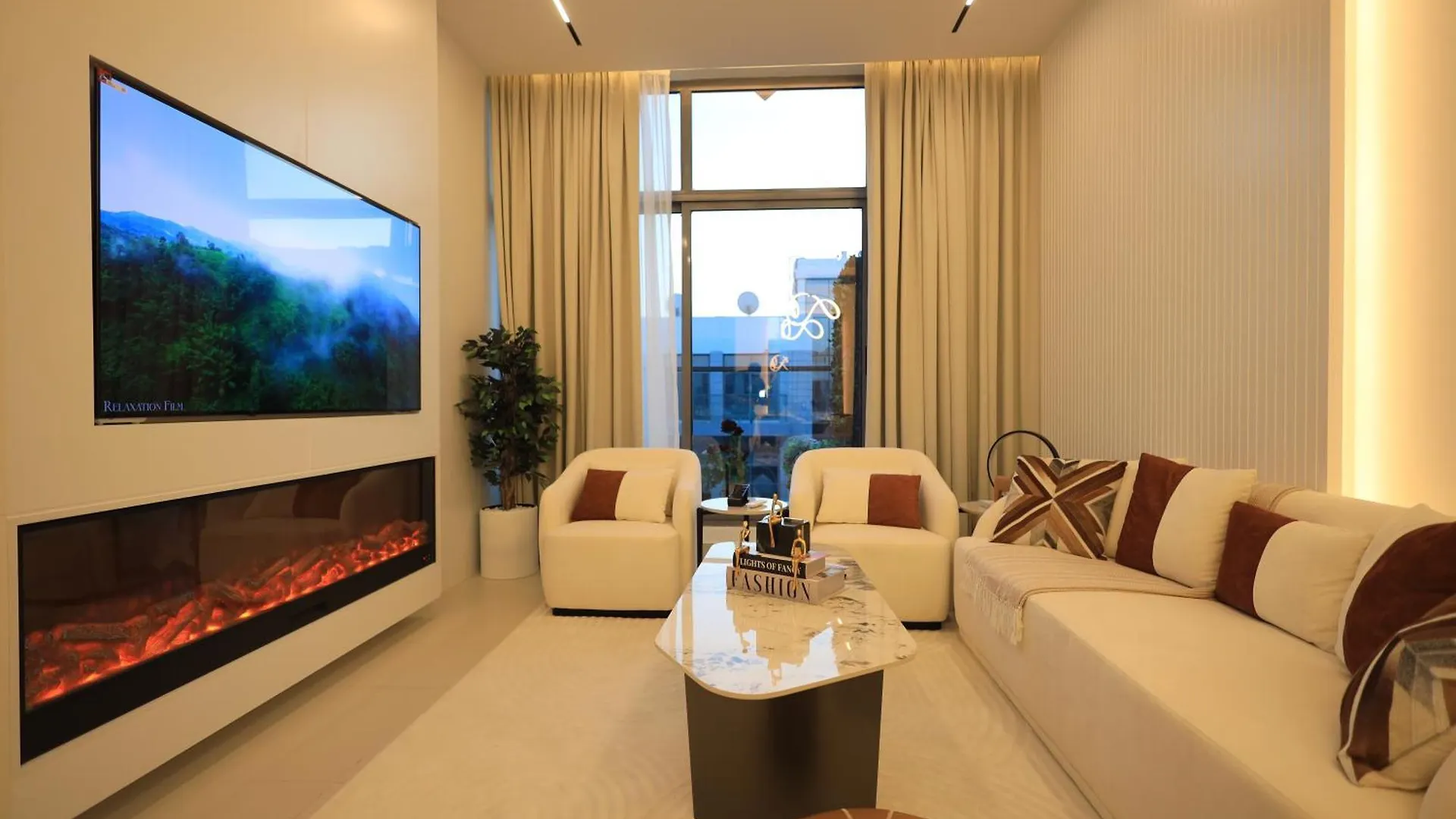 Vip Experience Dubai Nad Al Sheba At Prime Views- Opposite Al Meydan Hotel- Modern Luxury Apartment