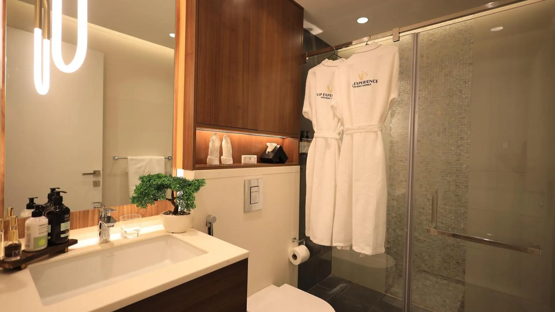 Vip Experience Dubai Nad Al Sheba At Prime Views- Opposite Al Meydan Hotel- Modern Luxury Apartment 0*,